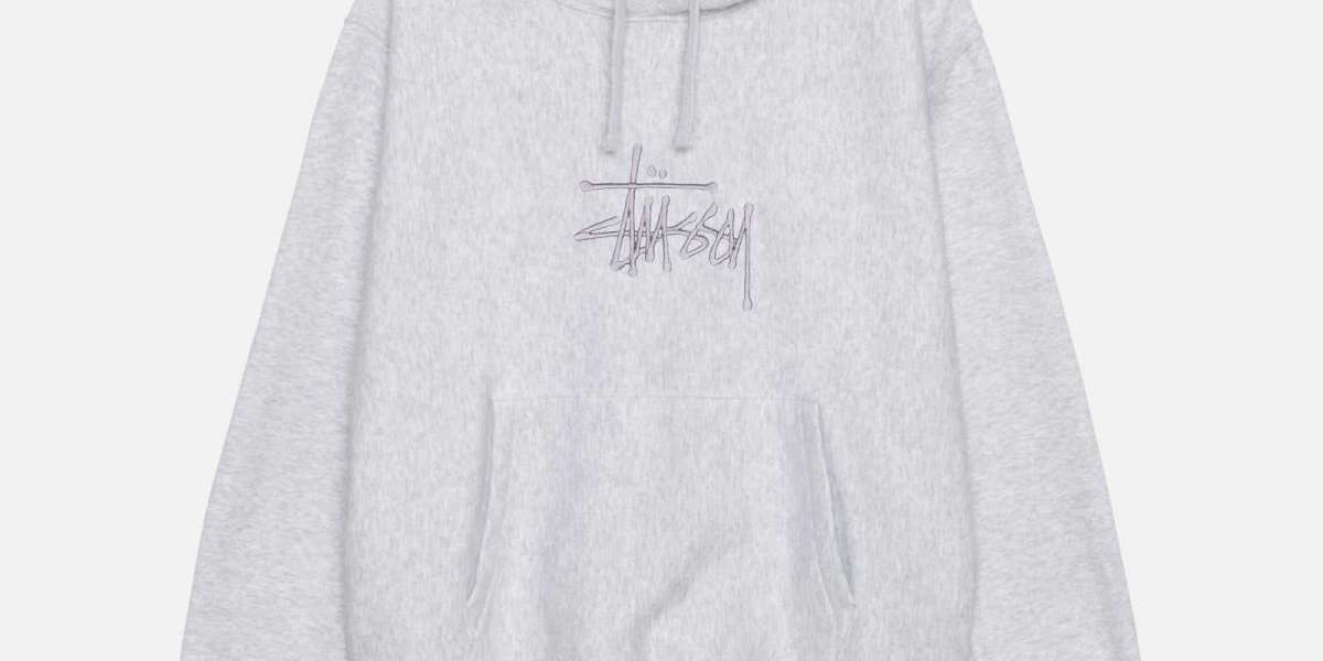 How Are Stussy Store Officials Making Waves with the SP5DER Hoodie?